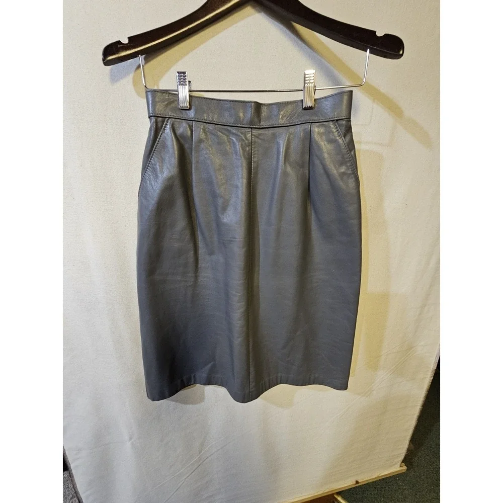 Women's Vintage‎ Leather Loft  Leather Midi Skirt 22.5 Inches Long Sz 7/8